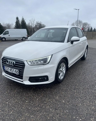 Audi A1 cena 47000 przebieg: 130000, rok produkcji 2015 z Gryfice małe 137